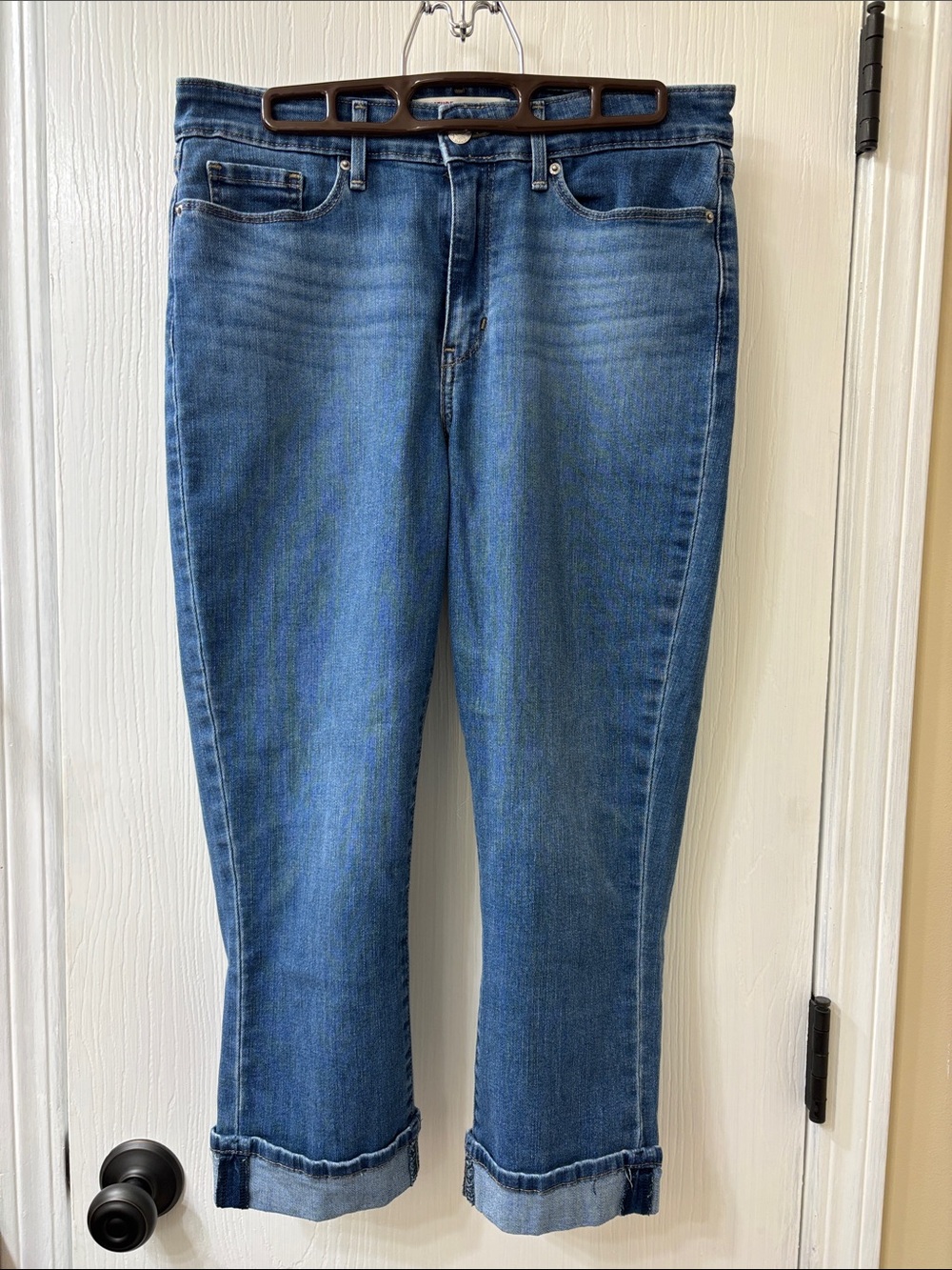 Levi’s Mid-Rise Blue Women's Capri/Cropped Jeans